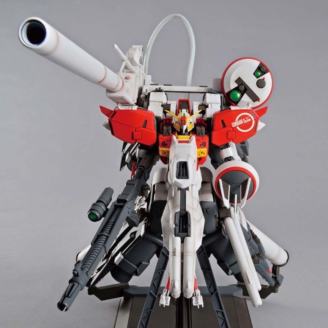 【新品】ＭＧ ディープストライカー　青バンダイ