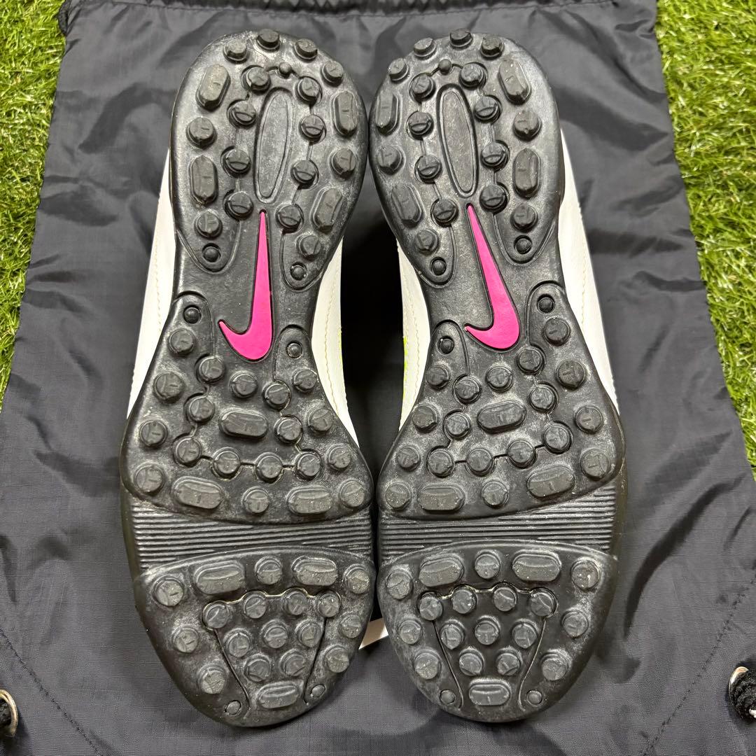 シューズ NIKE Magista Ola TF 25cm