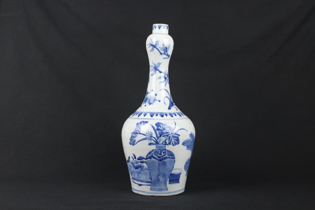 中国美術 清時代 　青花 博古文 長頸瓶 時代品 古磁 ENM23-5