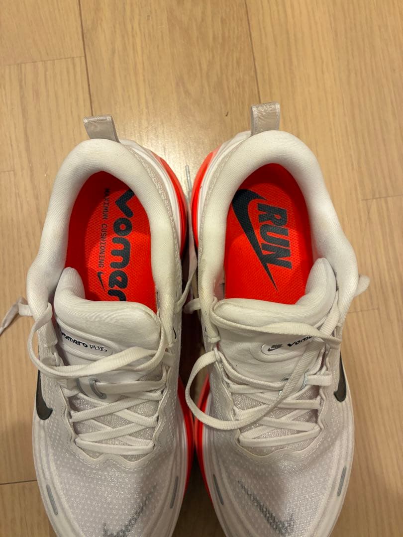 NIKE ボメロプラス　27.5cm 走行50km
