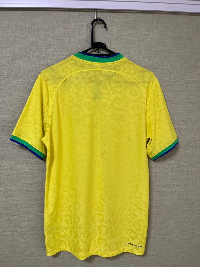 ブラジル代表 オーセンティック ユニフォーム　2022年W杯モデル Mサイズ