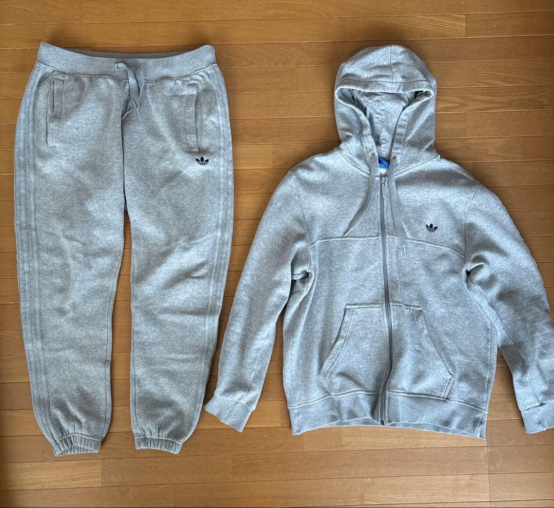 アディダスオリジナルス　スウェット　セットアップ