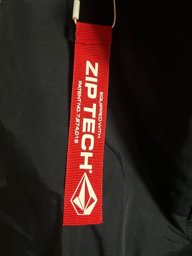 期間限定セール！新品⭐︎volcom L-GORE TEXパンツ　Lサイズ