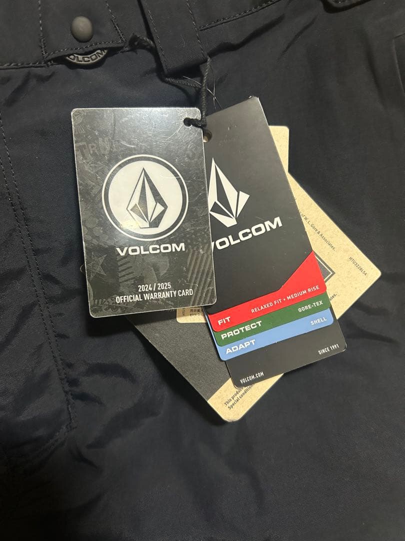 期間限定セール！新品⭐︎volcom L-GORE TEXパンツ　Lサイズ