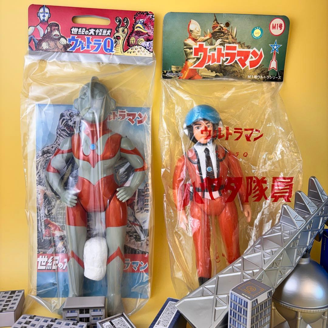 マルサン 橋本玩具 ４５０ ウルトラマン 昭和イメージ・M１号 ハヤタ隊員セット