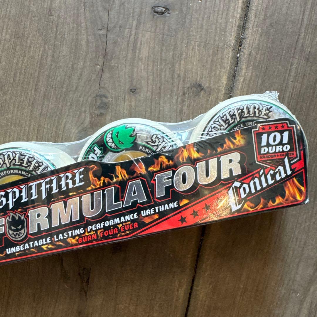 Spitfire フォーマル4 コニカルウィール52mm101a定価¥9,130