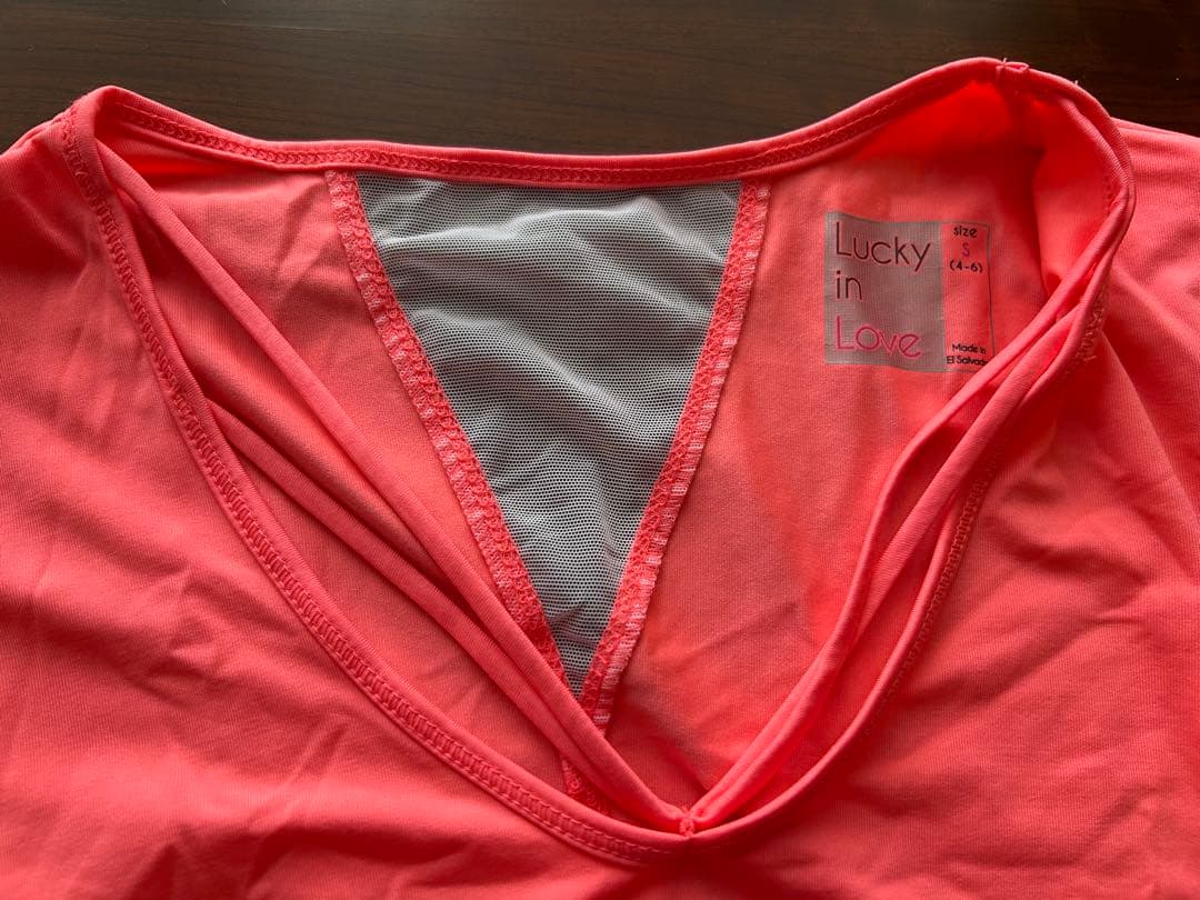 ラッキーインラブ　テニスウェア　トップス　US-Sサイズ　新品