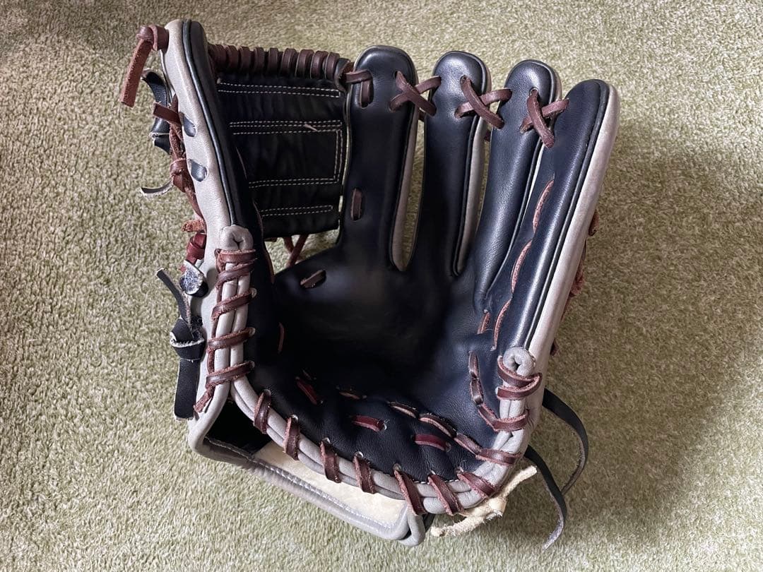 マーゴ硬式内野手用グローブ