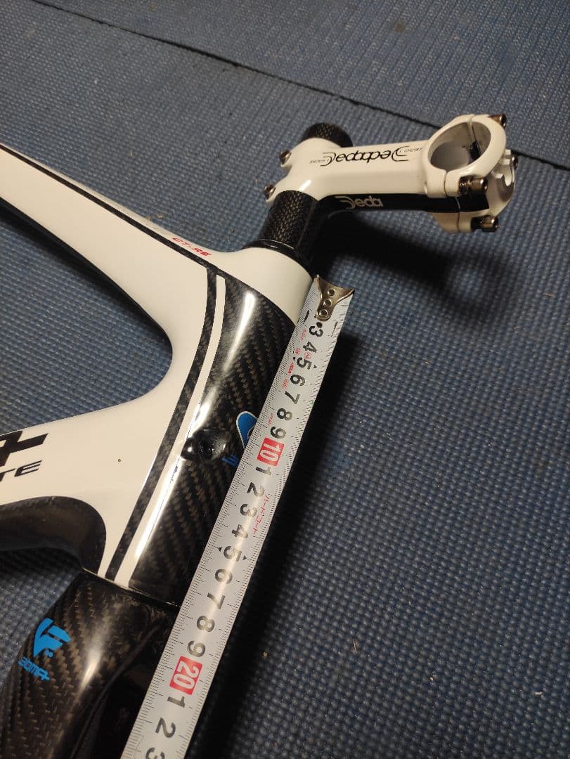 ロードバイクカーボンフレーム、Campagnolo クランクセット