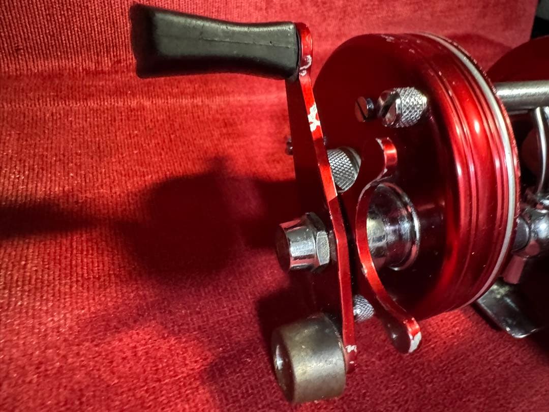 Abu Garcia アンバサダー No.6000 傷あり