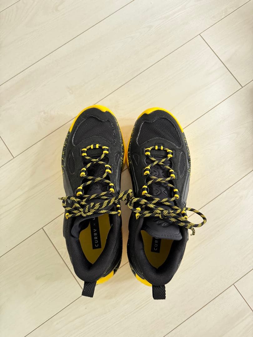 【美品】under armor curry 13 28cm