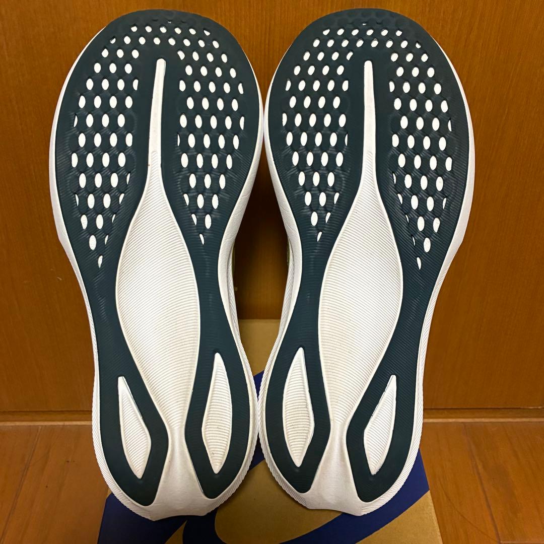 【萬点】アシックス エボライドスピード３ 26.5cm