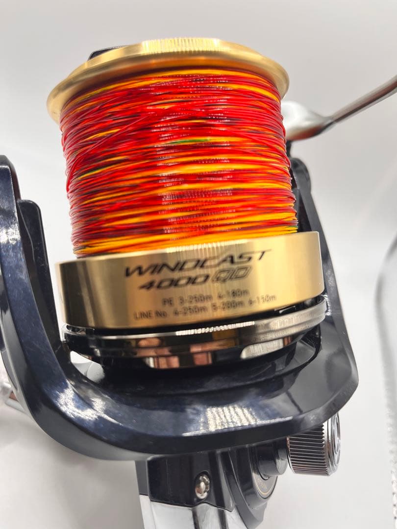 【美品】ダイワ WINDCAST ウィンドキャスト4000QD