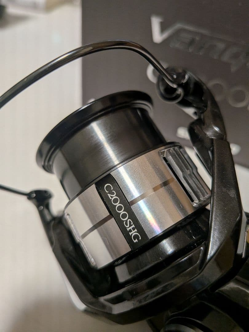 SHIMANO 23Vanquish C2000SHG スピニングリール