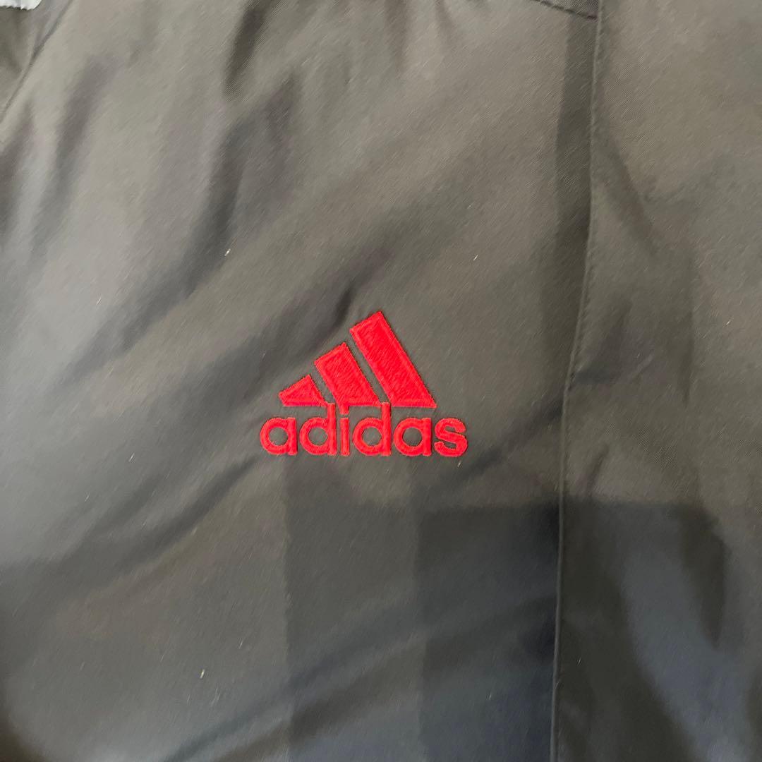 adidas アディダス　ベンチコート 黒/赤 フード付き　サイズL