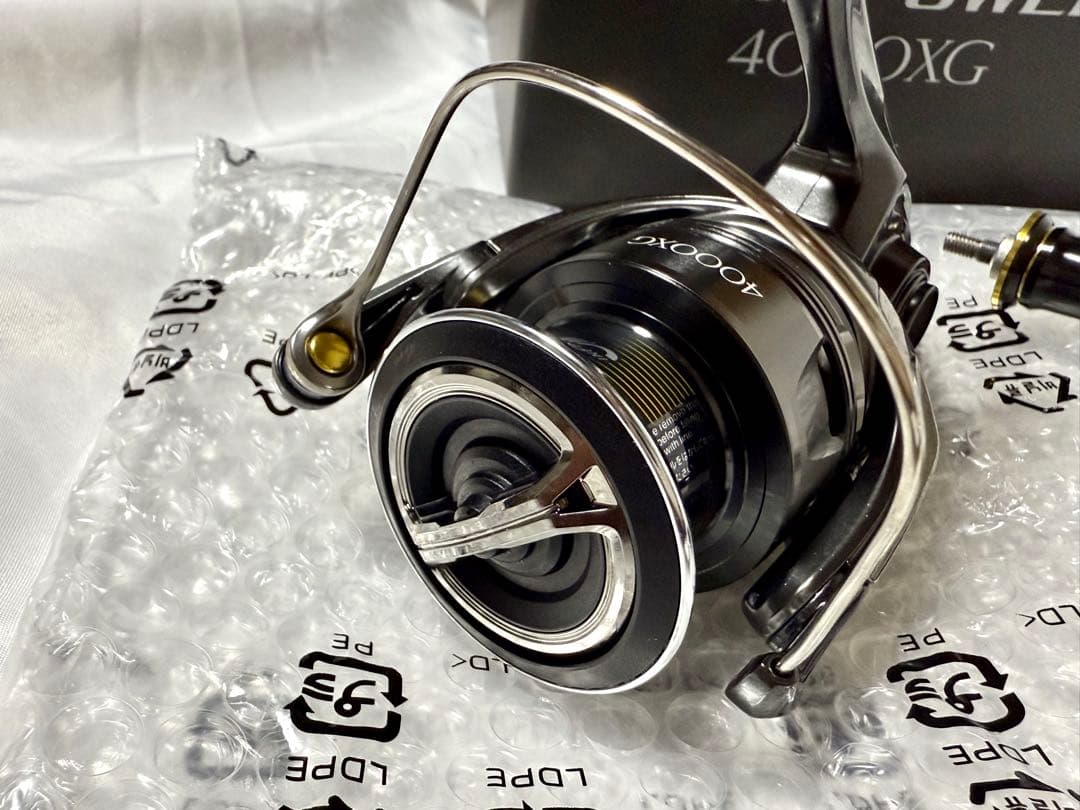 SHIMANO 24 ツインパワー 4000XG 新品・未使用
