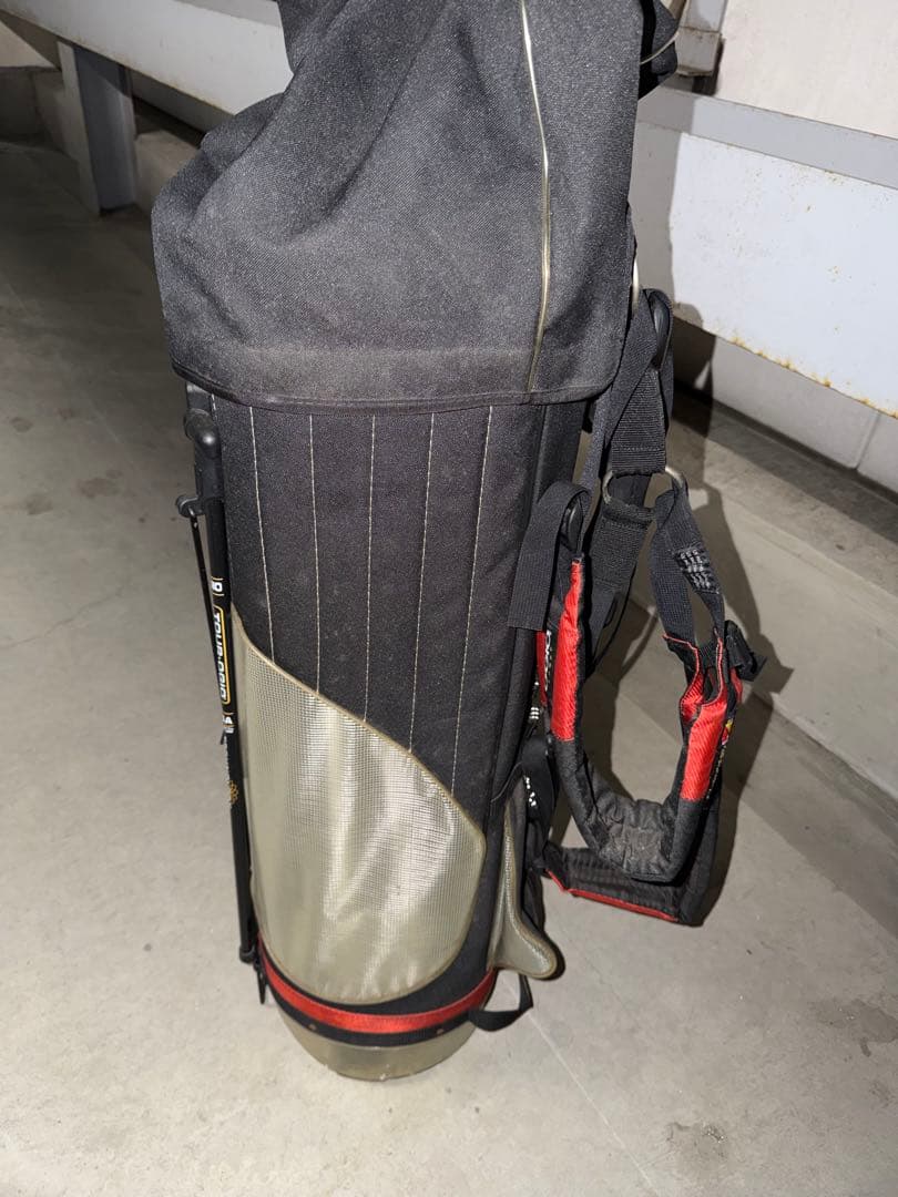 売切り　OGIO スタンド式キャディバッグ　O-ZONE