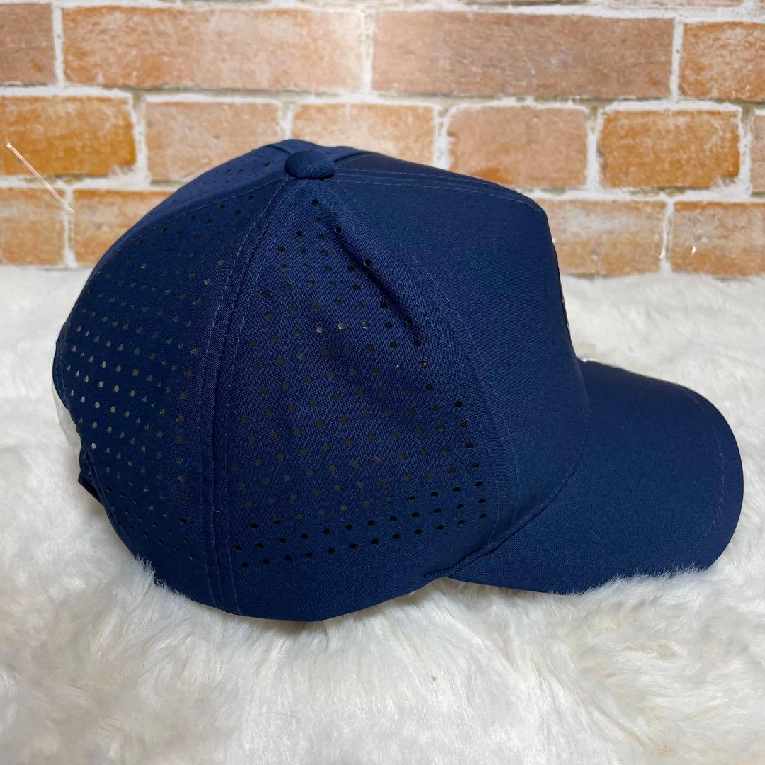 新品　激レア　ブリーフィングゴルフ　パンチングメッシュキャップ　ネイビー