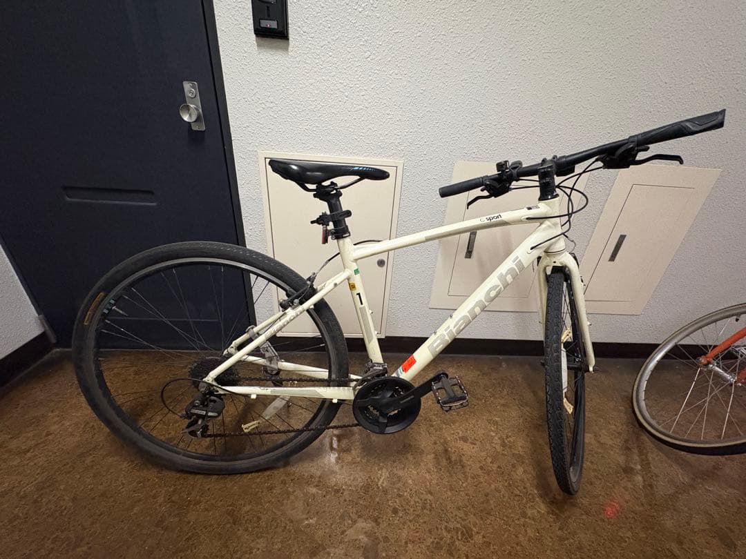 BIANCHI C-SPORT 1 470 アイボリー