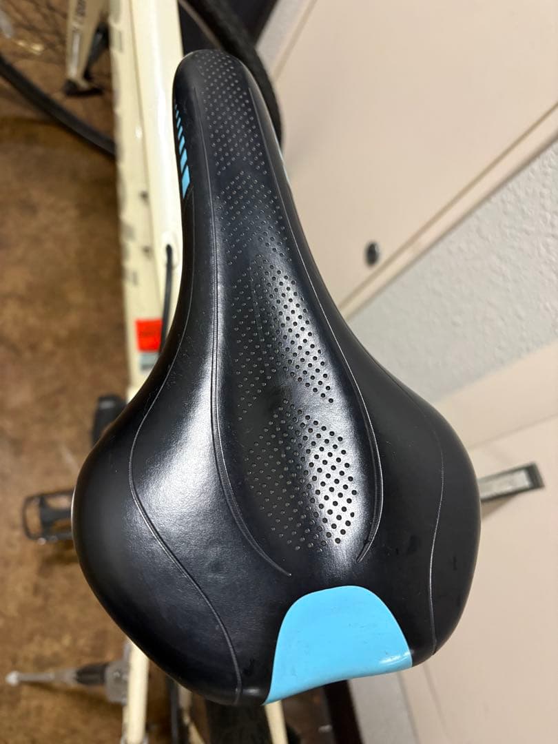 BIANCHI C-SPORT 1 470 アイボリー