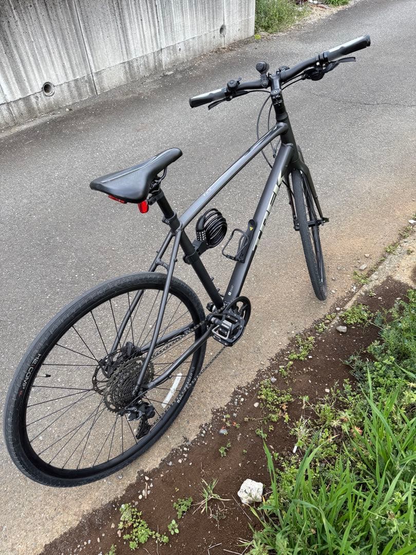 TREK FX3 トレッククロスバイク Lサイズ スタンド ライト ロック付き