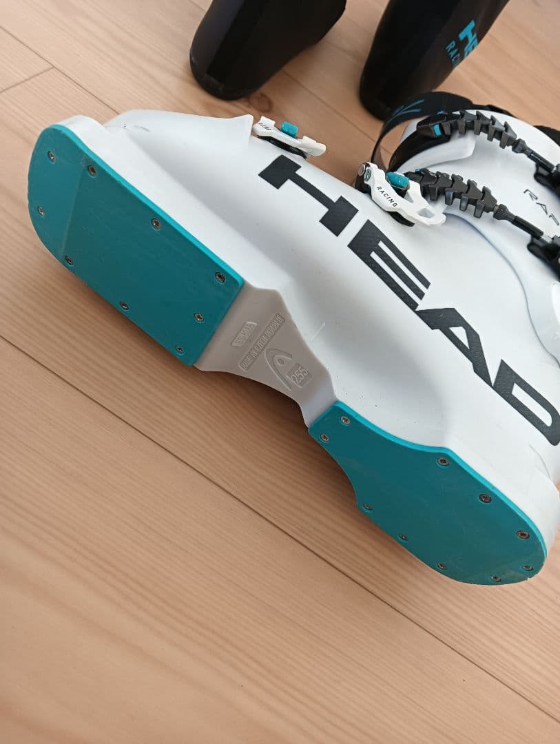 26 HEAD ヘッド RAPTOR WCR 3 RV　スキーブーツ