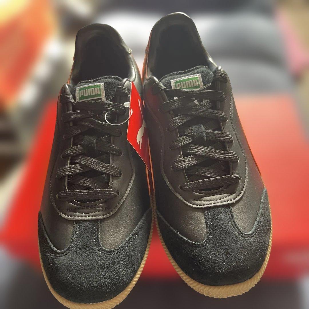 新品タグ付き　PUMA KING 21IT ブラック/オレンジ シューズ　27㎝