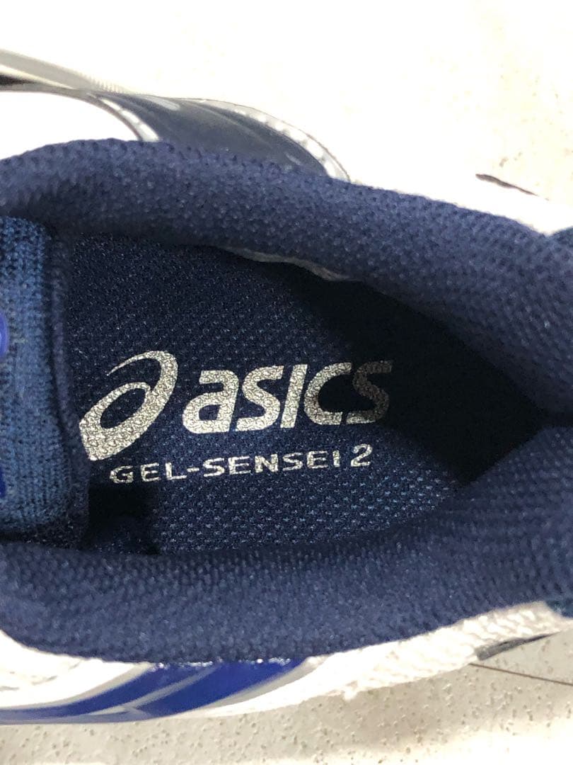 八5572【未使用品】バレーボールシューズ　アシックス　　サイズ26cm