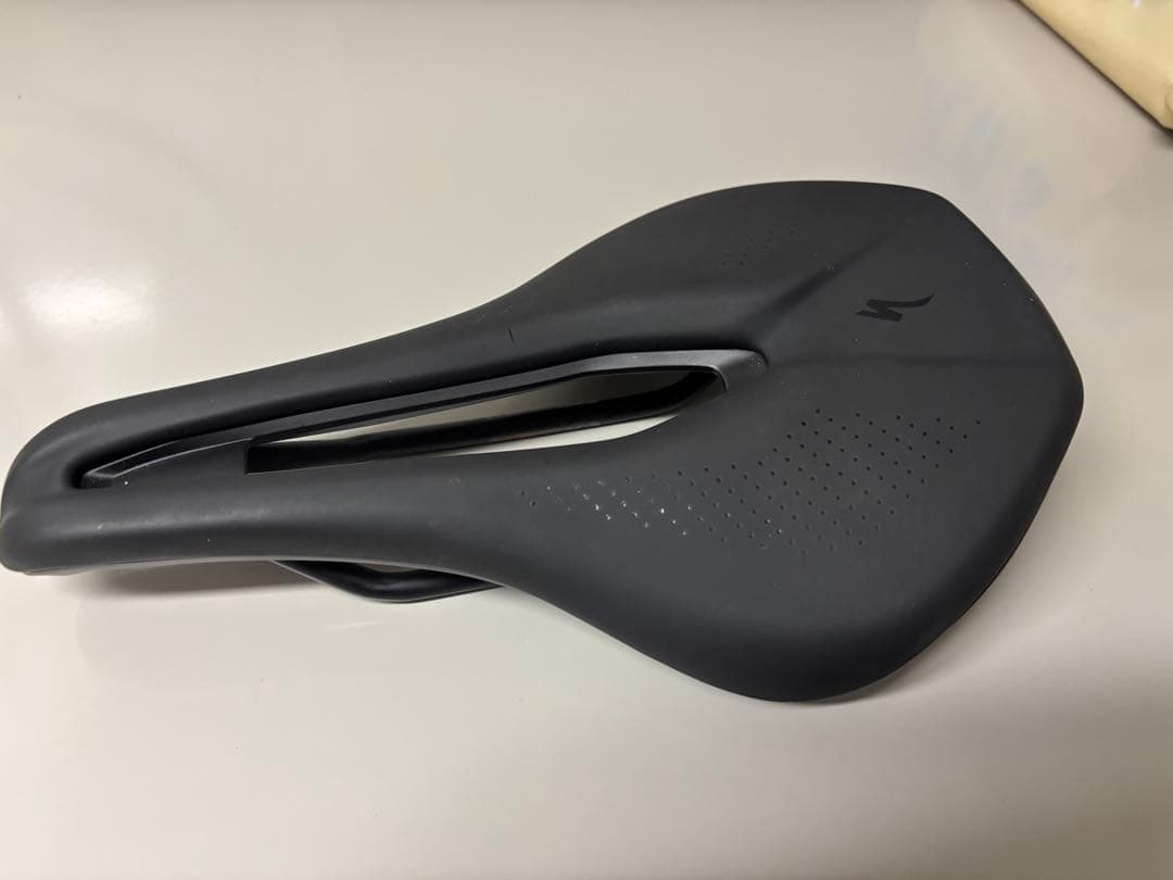 SPECIALIZED POWER 143mm サドル
