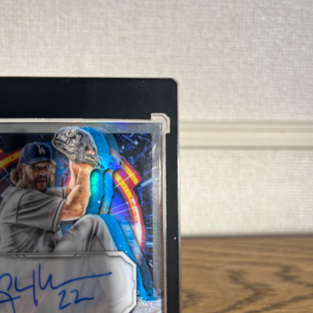 Topps クレイトン カーショー　直書き 背番号インスク入り 直筆サインカード