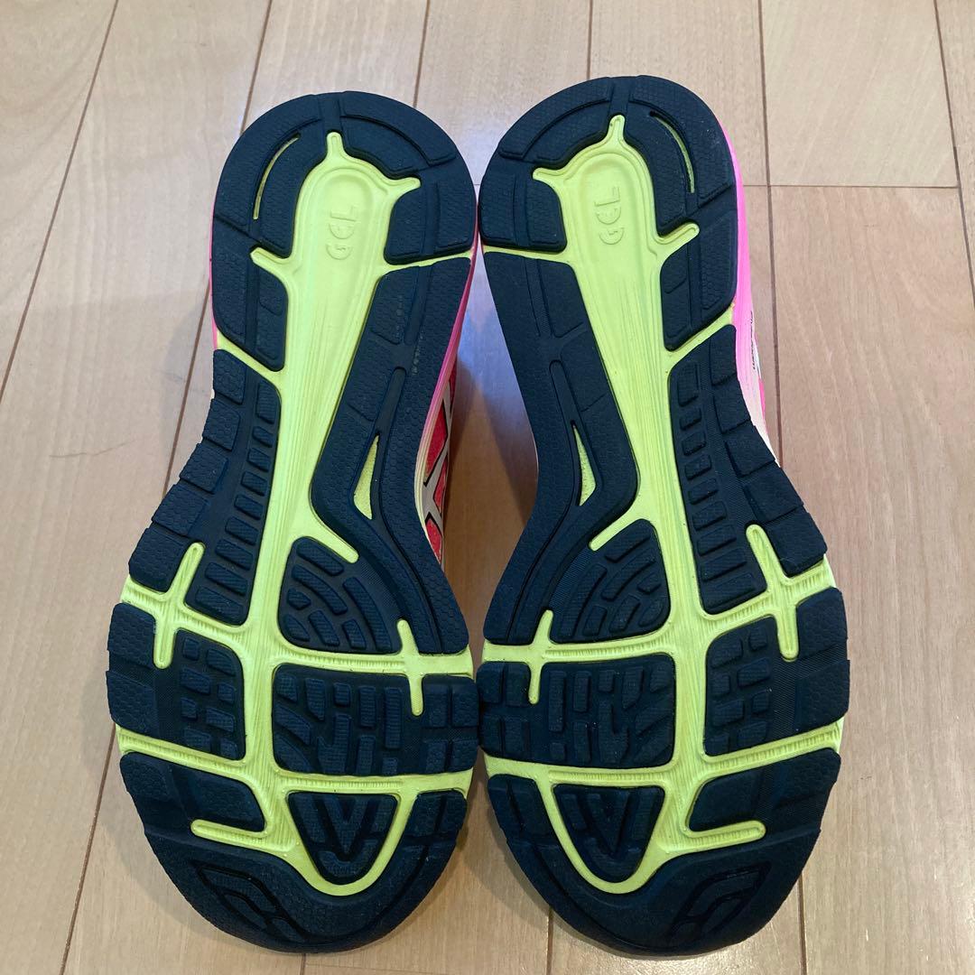アシックス　DynaFlyte 4 WOMEN 24.0