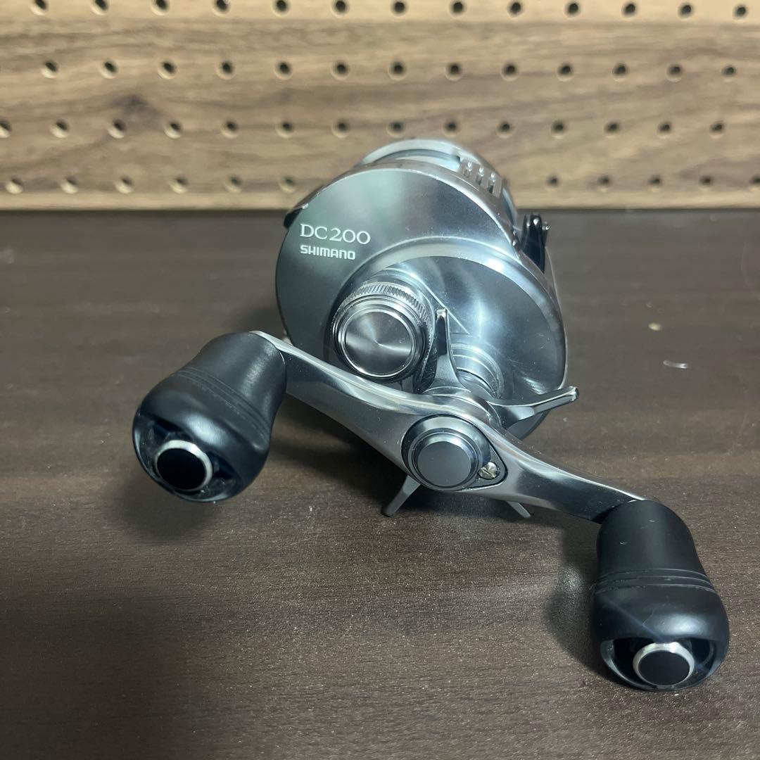 リール SHIMANO CALCUTTA CONQUEST DC200