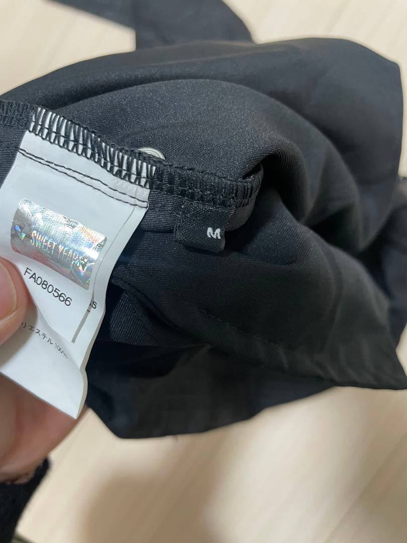 【美品】SY32 ゴルフパンツ エンボス加工 防風 秋冬M 黒