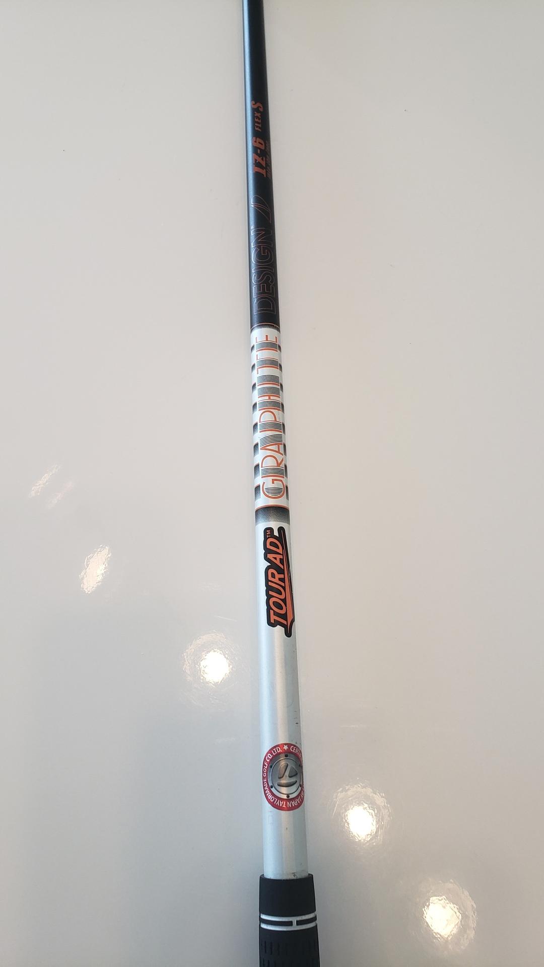 テーラーメイド スリーブ付きシャフト TourAD IZ -6　S