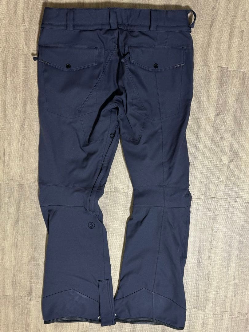 【即購入・値下げ相談可】VOLCOM スノボ ウェア パンツ