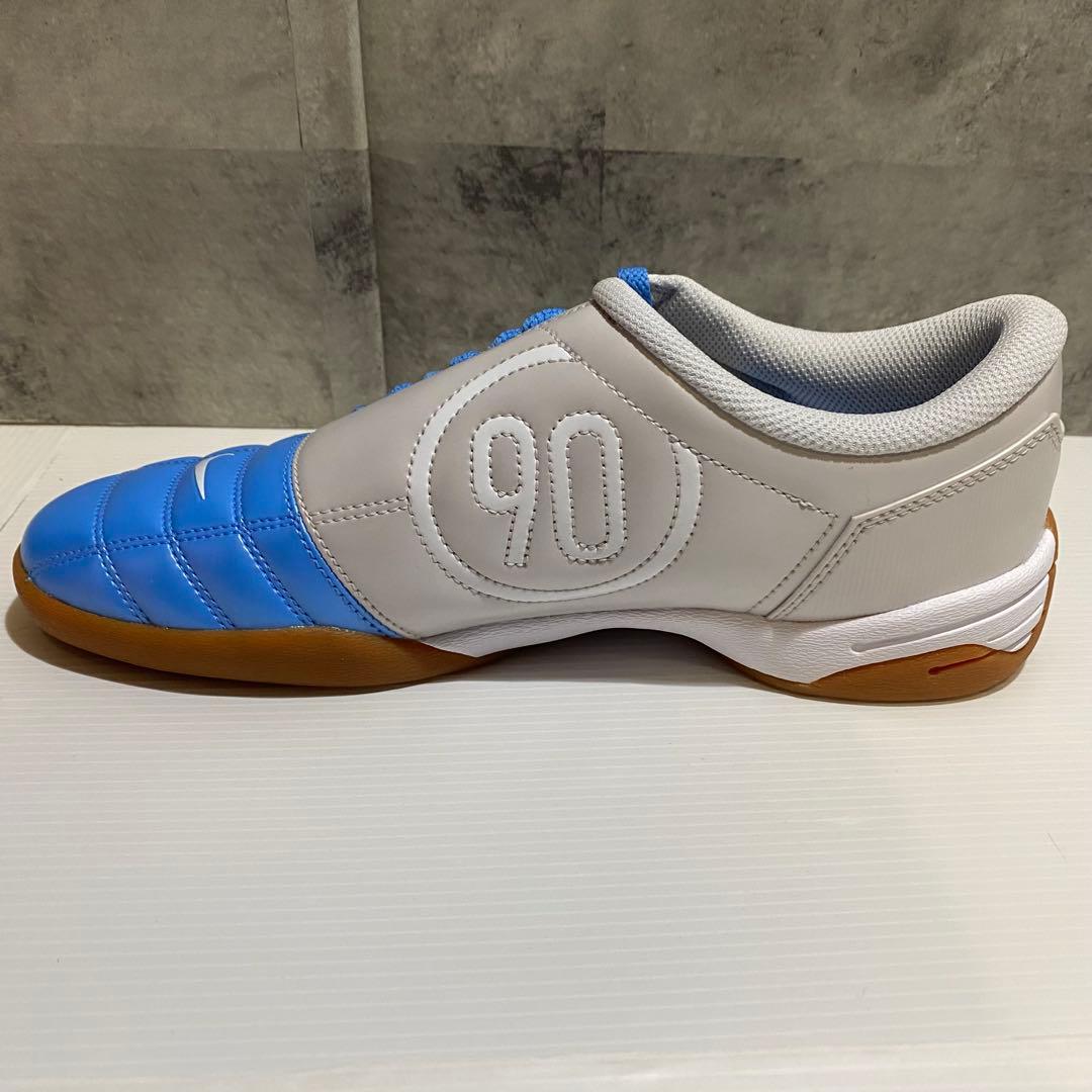 【未使用】NIKE TOTAL 90　最新カラーモデル　26cm