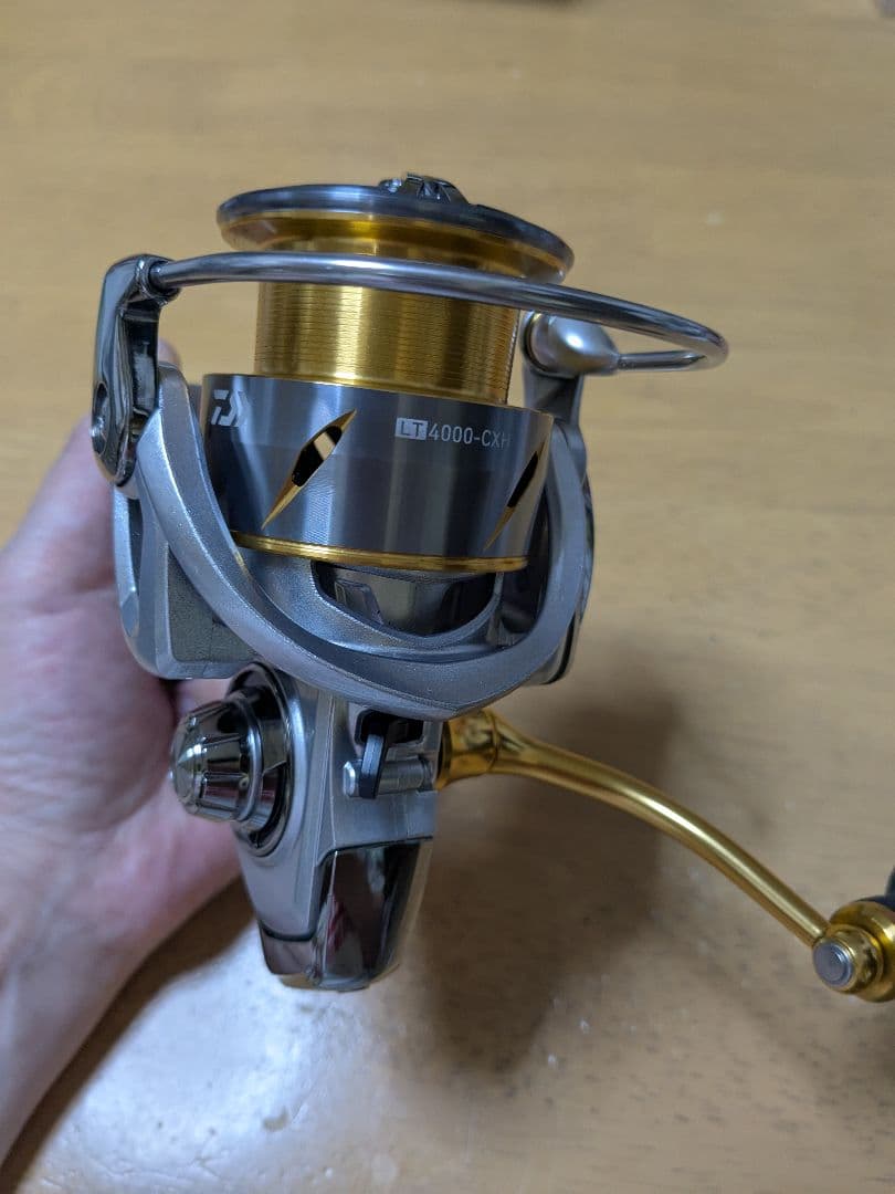 s*i様 Daiwa 21FREAMS LT 4000-CXH リール