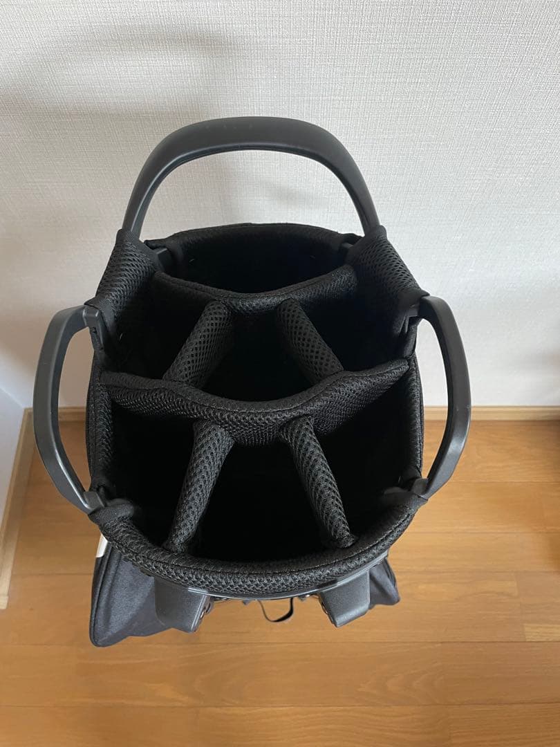 美品 ゼロハリバートンの軽量キャディーバッグ7点セット
