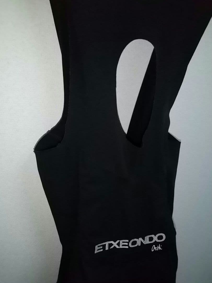 ETXEONDO Orhi ビブショーツ パンツ　黒　ブラック
