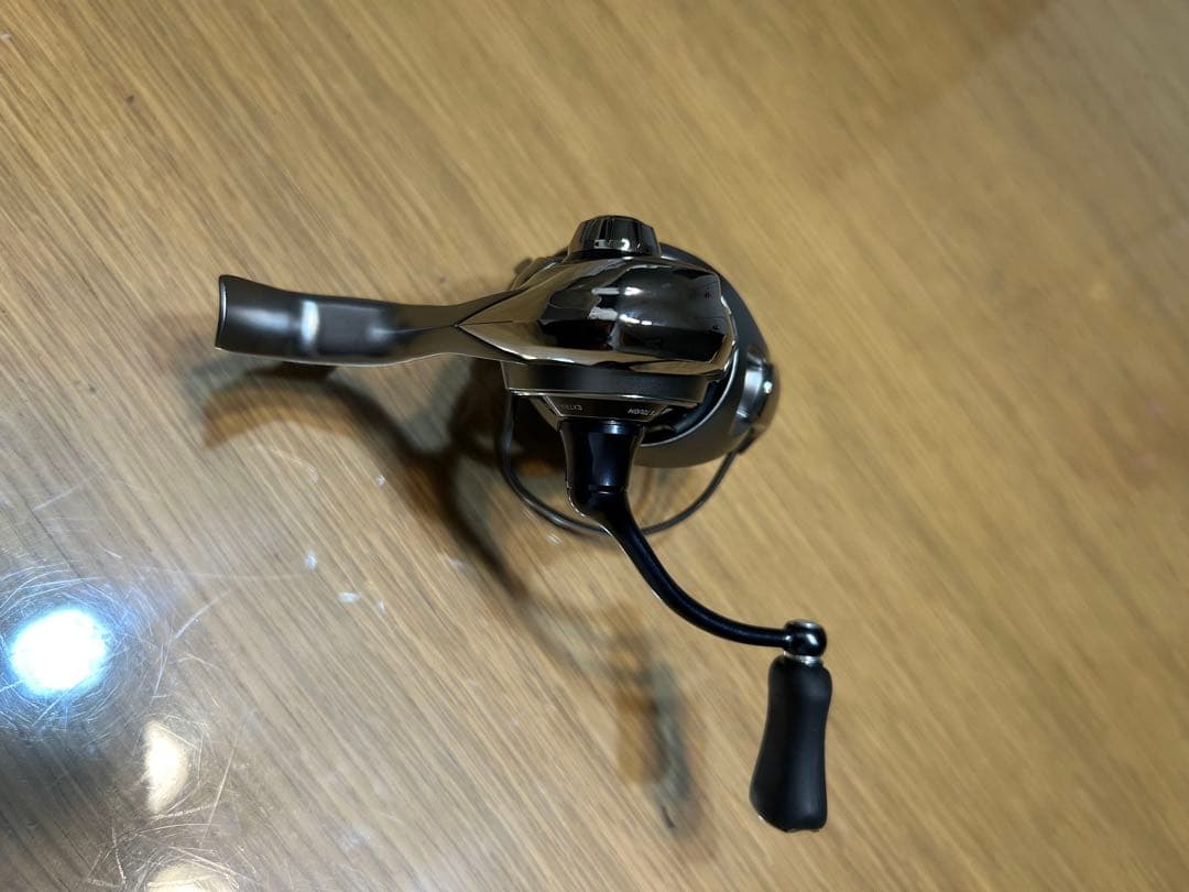 CALDIA LT2500S-XH スピニングリール 美品