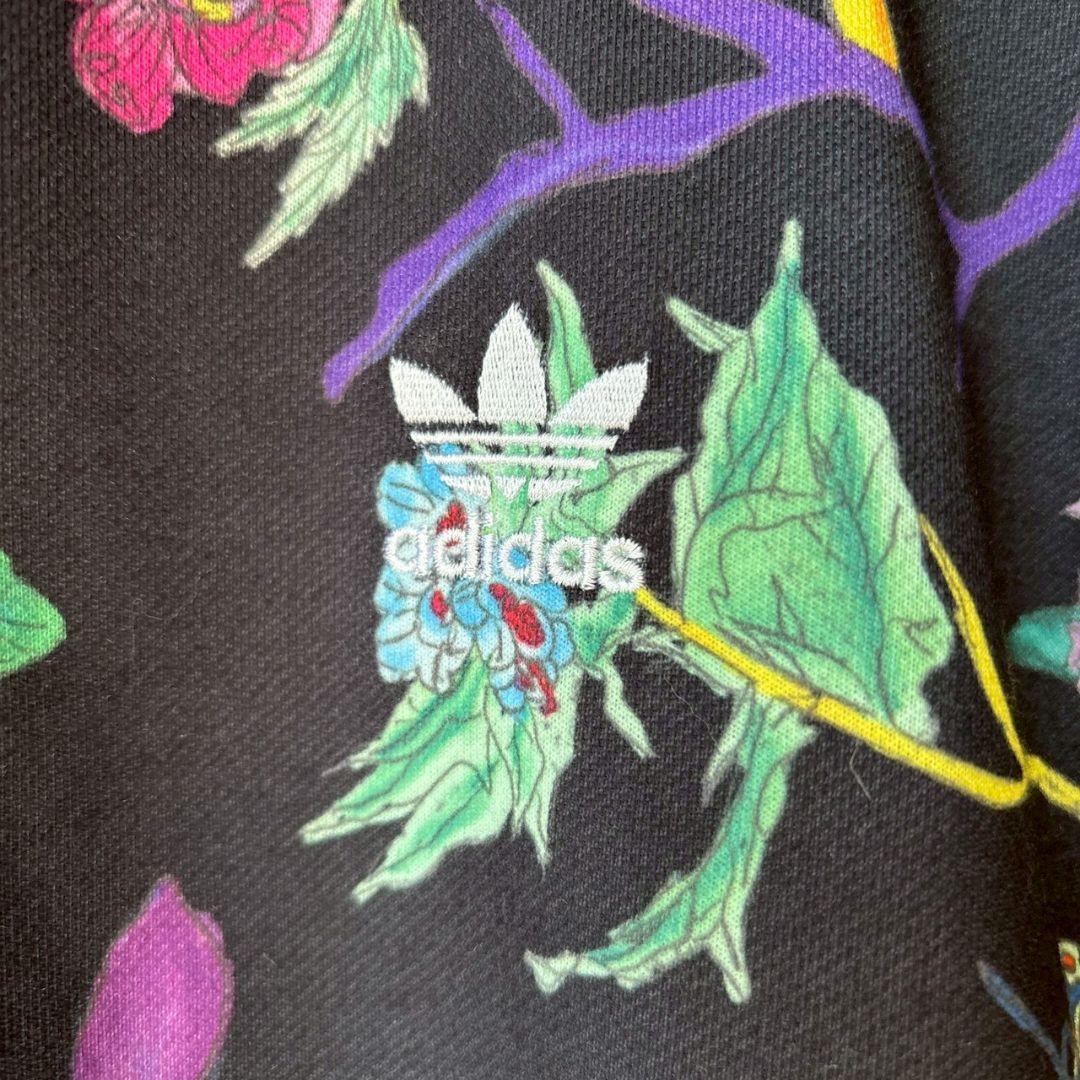 adidas 花柄 フード付きジャージ S ショート丈　ランニング　運動　おしゃ