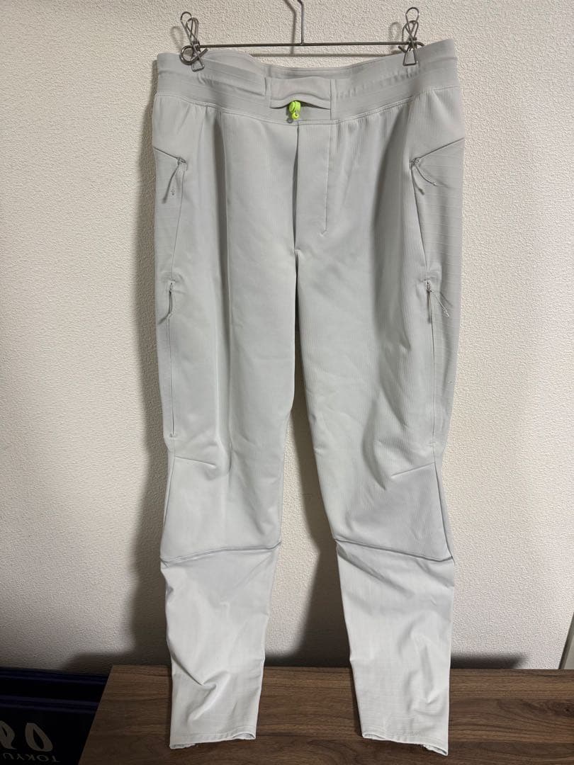 lululemon Surge Hybrid Pant（冬用・裏起毛）メンズS
