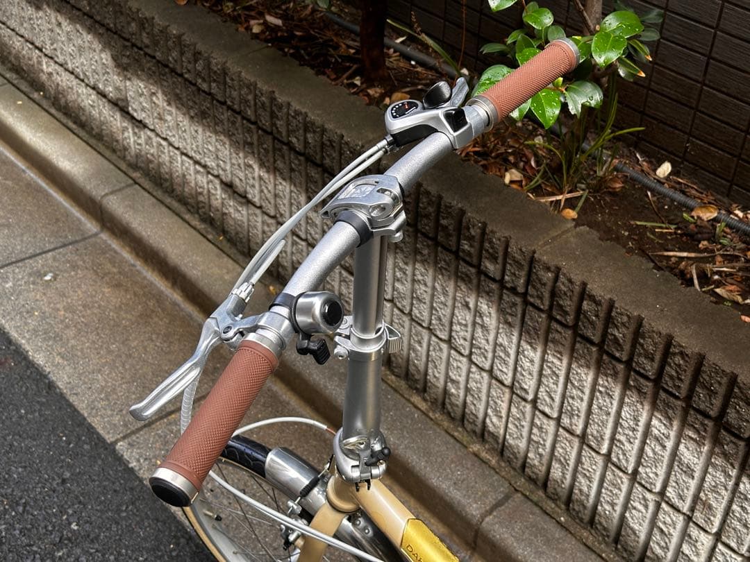 DAHON BOARDWALK D7 シルキーベージュ