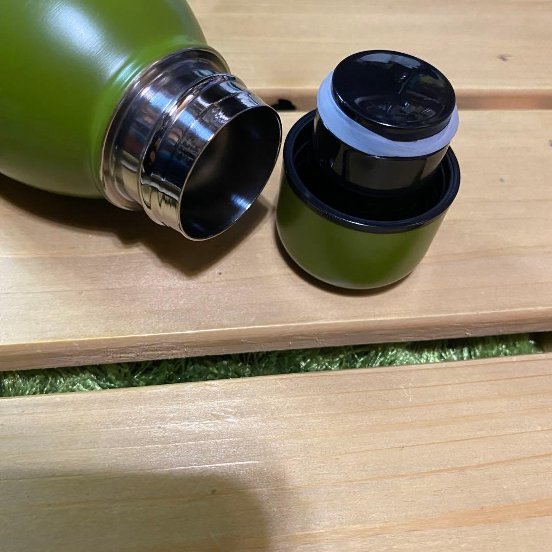 水筒　ウォーターボトル　メゾンキツネ　カフェ　MAISON KITSUNE