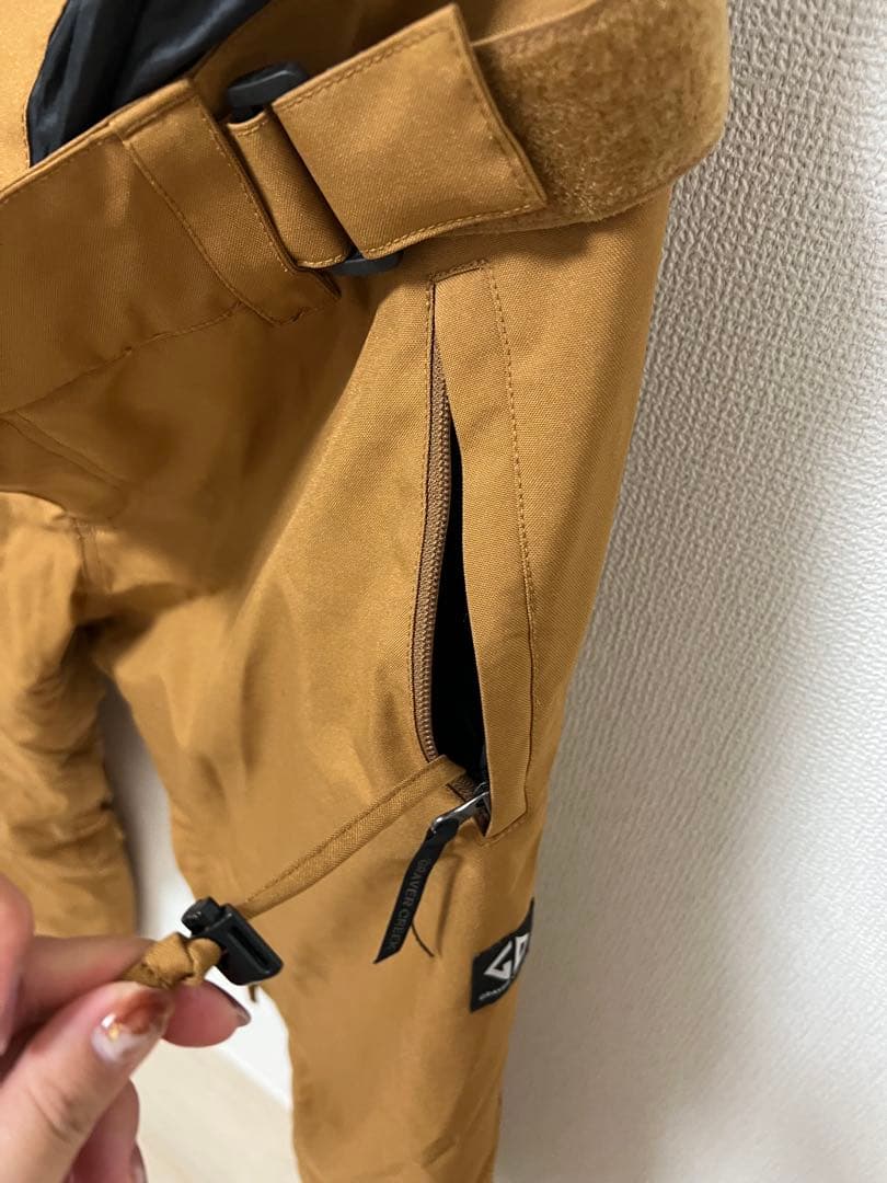 【美品】スノーボードウエア（下）