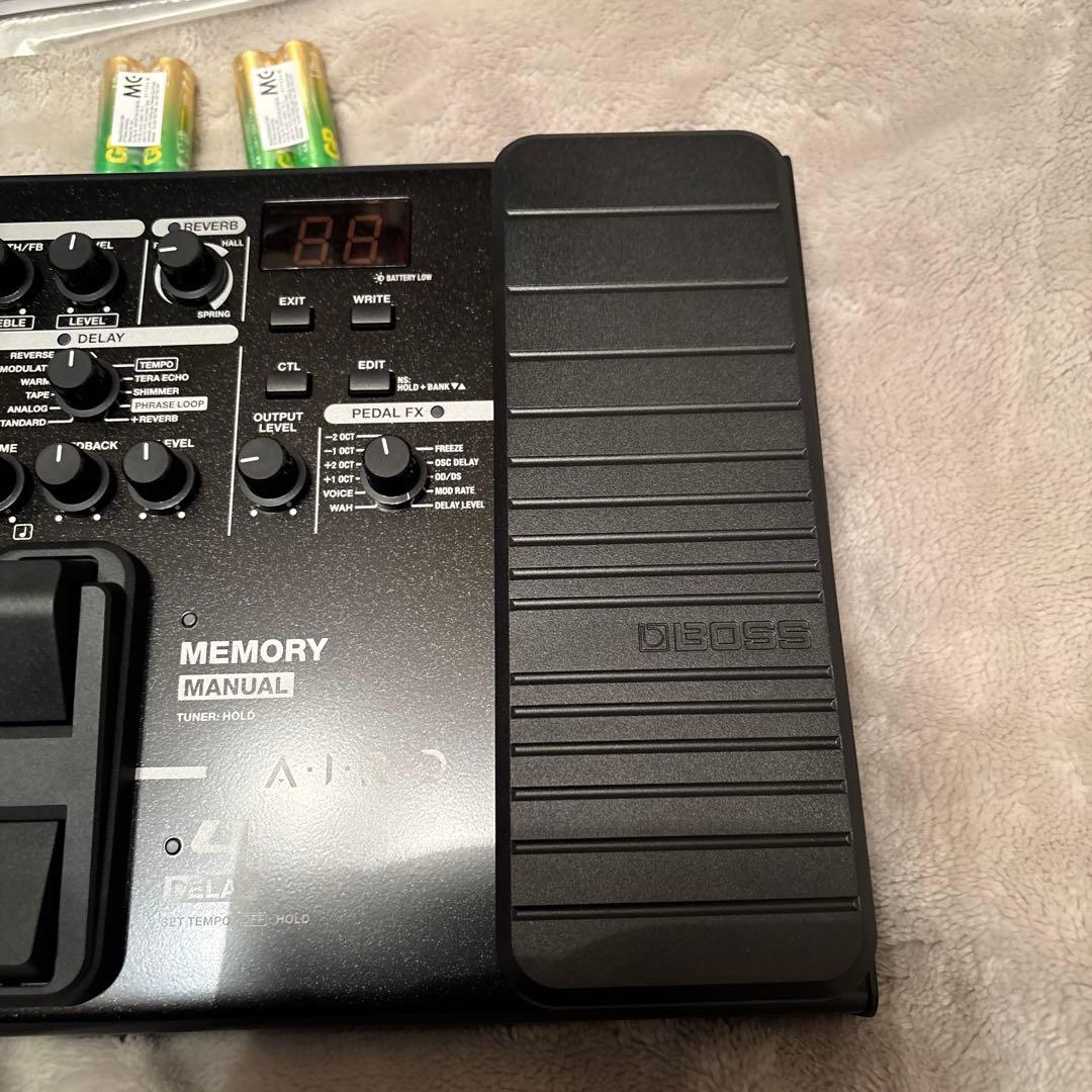 【極美品】 BOSS ME-90 ギター用マルチエフェクター