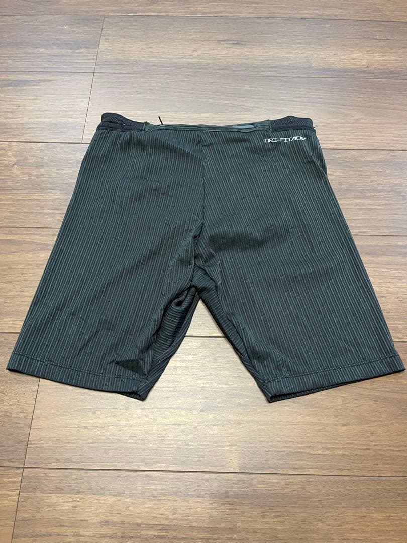 ナイキ dri fit adv エアロスイフト！上下セット！