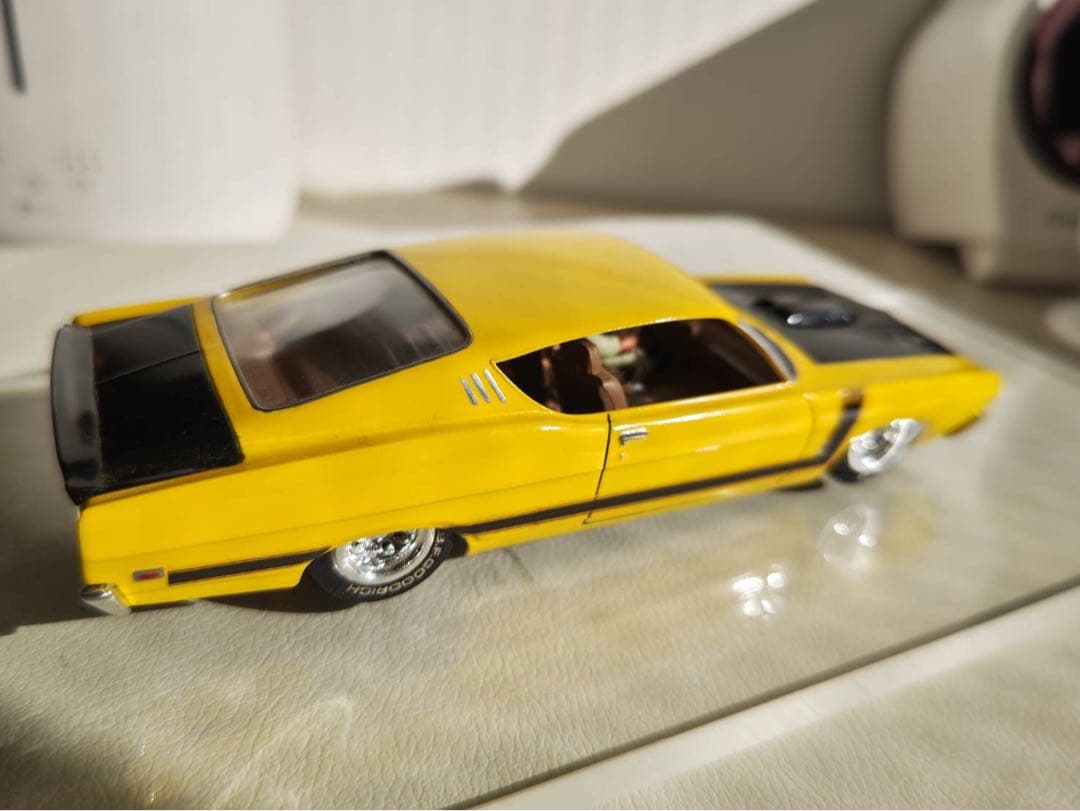 1970年フォードトリノコブラBOSS302 1/25サイズスロットカ−完成品
