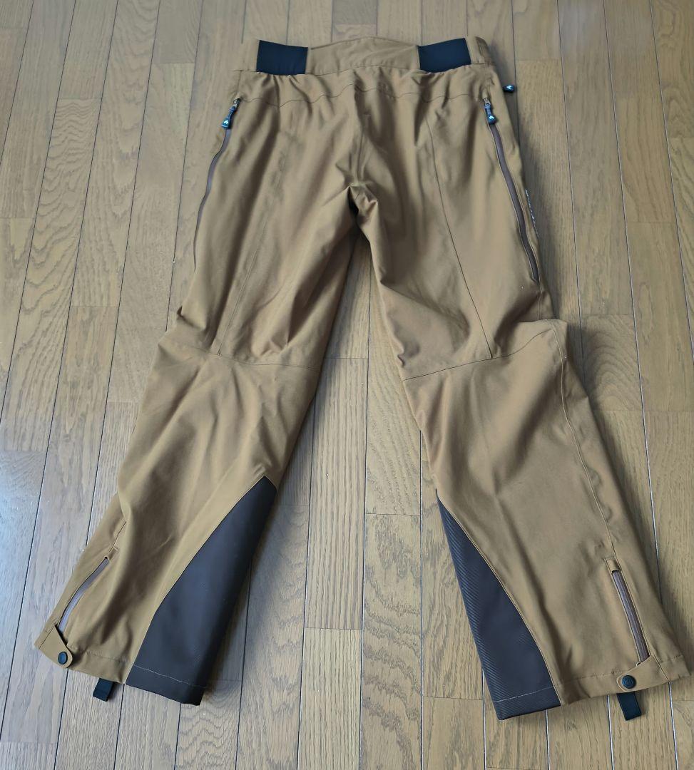 mont-bellモンベル　インシュレーテッド（パウダーホップ）パンツMブラウン