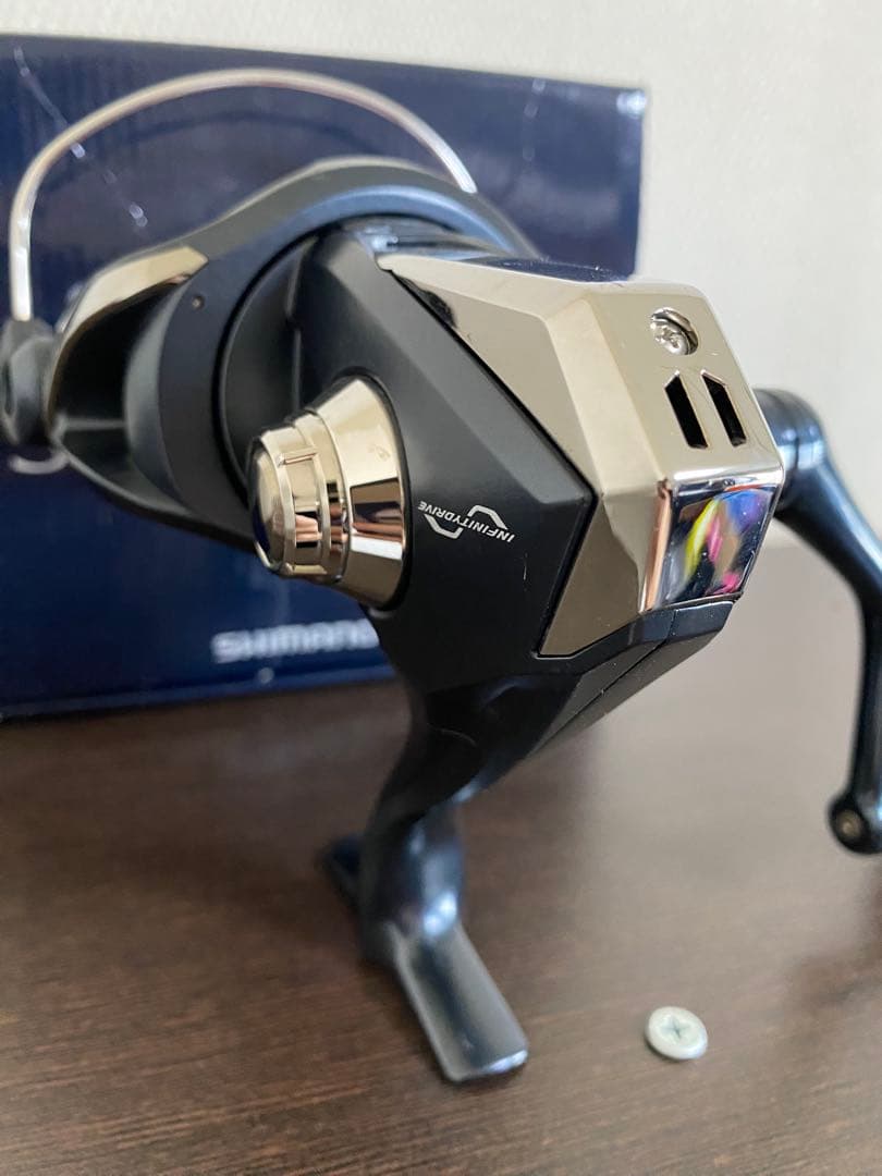 SHIMANO 20 STRADIC SW8000HG スピニングリール